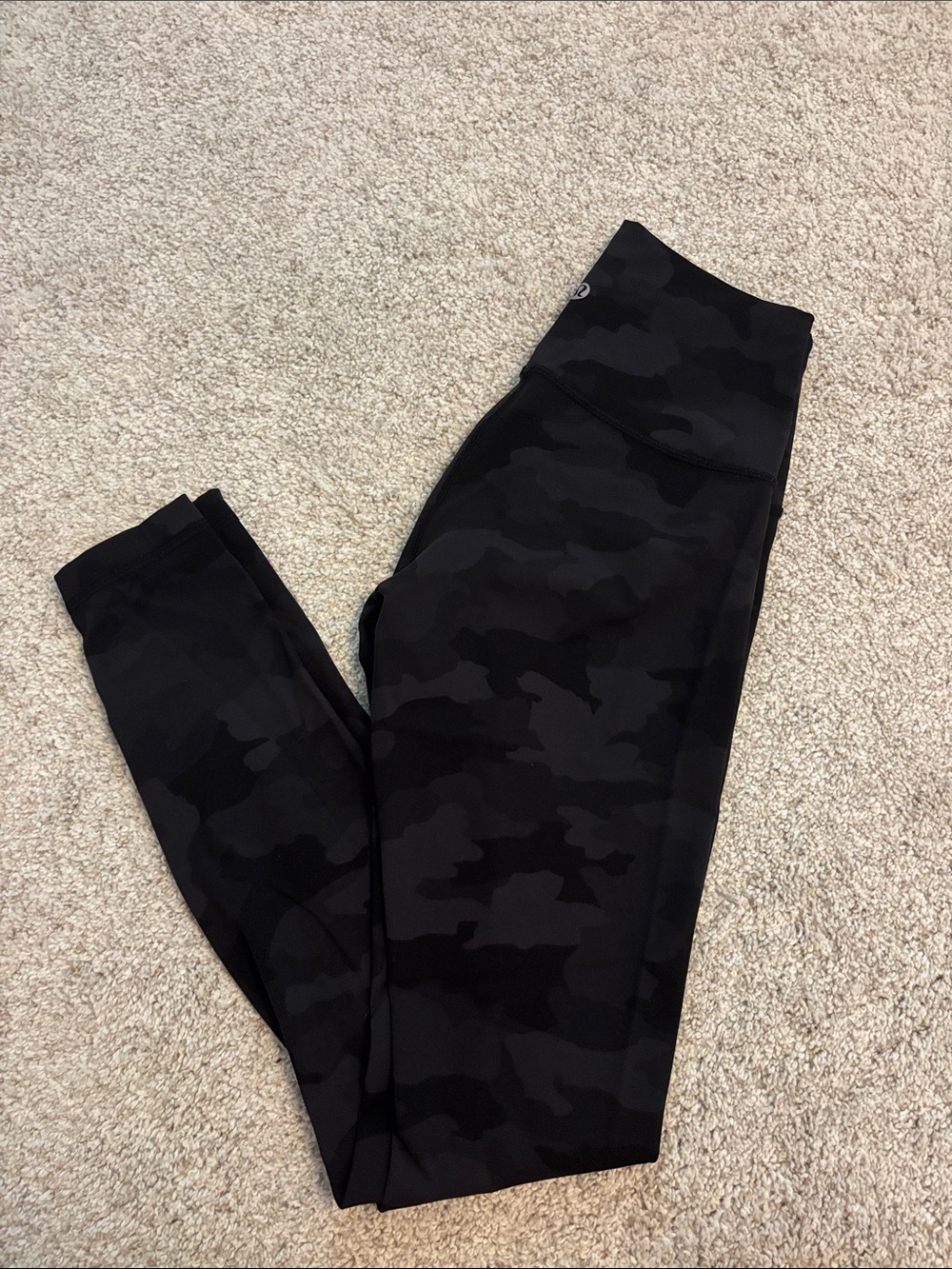 Wunder Under camo leggings
